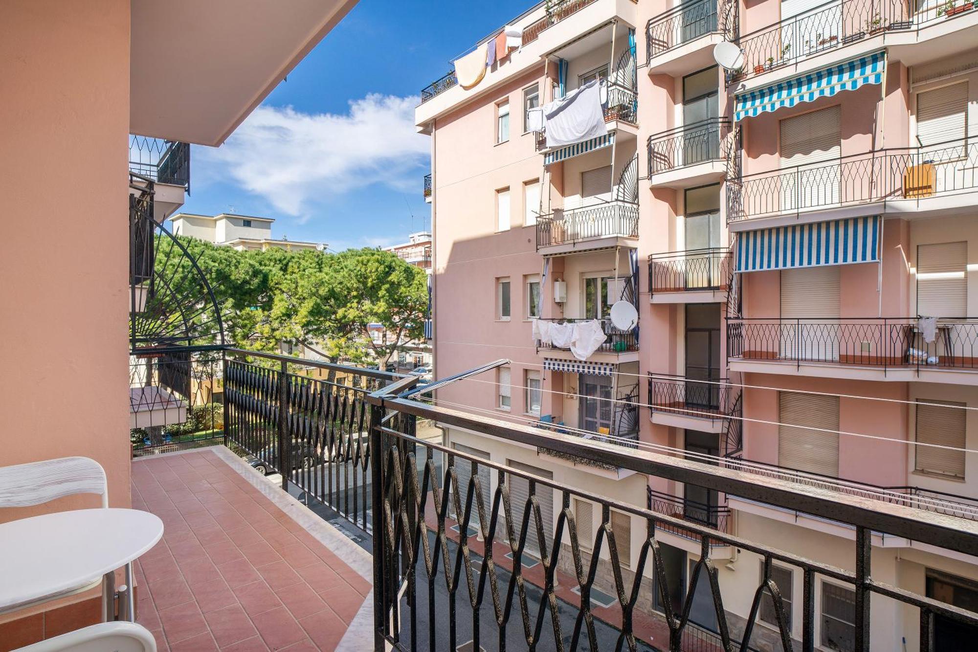 La Casa Dei Nonni Apartment Albenga Exterior photo